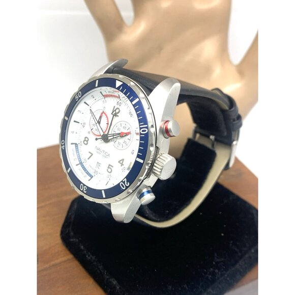 Nautica Men's Watch N25003 Swiss Quartz White Dial Date Black Leather Band 42mm - Picture 2 of 14